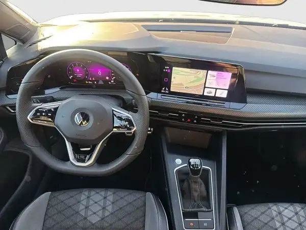 VW GOLF (12/15)