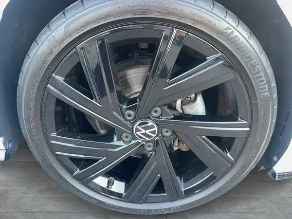 VW GOLF (6/15)