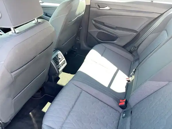 VW GOLF (13/17)