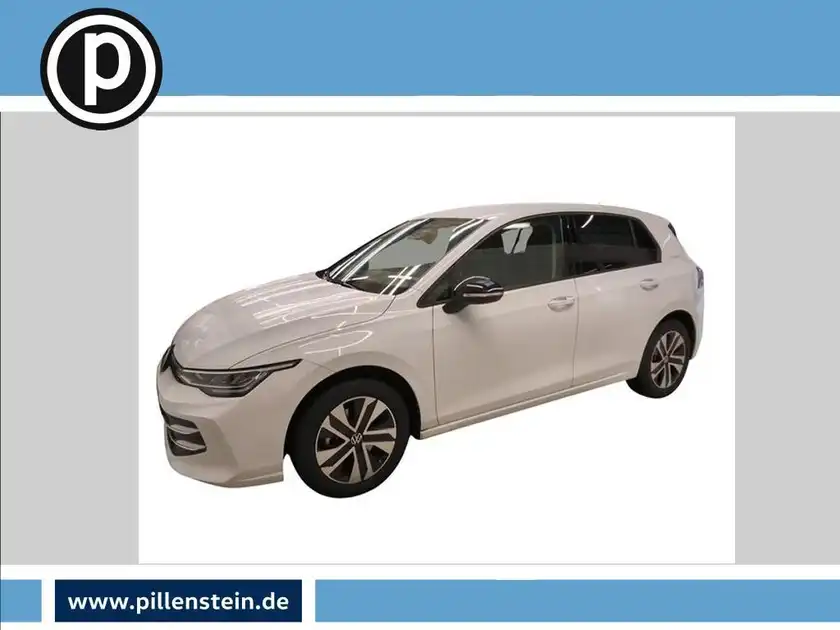 Eine seitliche Aufnahme eines weißen Fahrzeugs, das als VW Golf identifiziert werden kann. Das Händelerlogo ist eingeblendet.