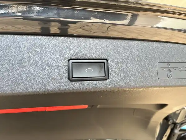 VW GOLF VARIANT (14/22)