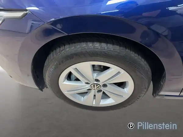 VW GOLF (6/18)