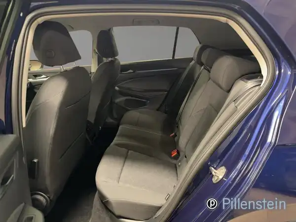 VW GOLF (10/18)