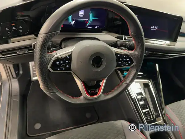 VW GOLF (9/17)