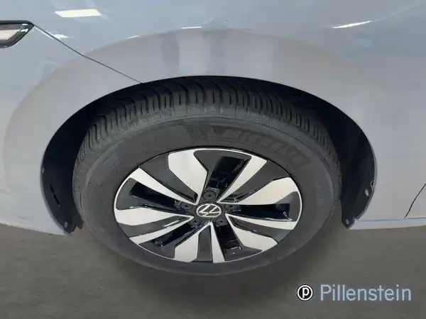 VW GOLF VARIANT (8/19)