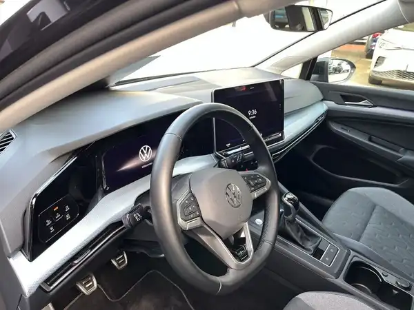 VW GOLF VARIANT (14/17)