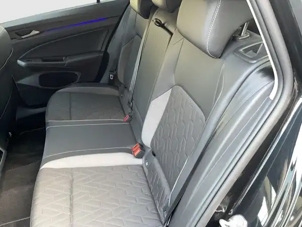 VW GOLF VARIANT (9/17)