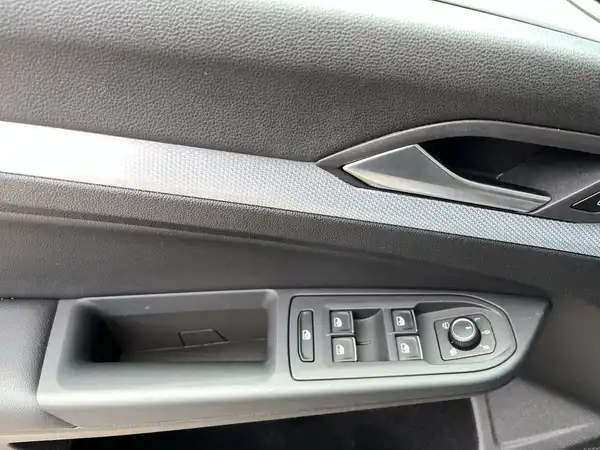 VW GOLF (15/22)