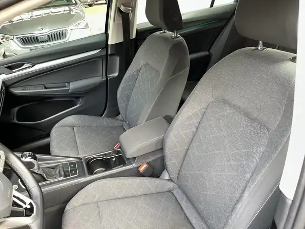 VW GOLF (12/16)
