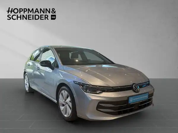 VW GOLF (6/17)