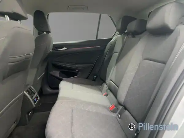 VW GOLF (10/17)