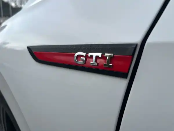 VW GOLF GTI (15/22)