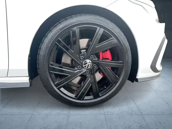 VW GOLF GTI (8/22)