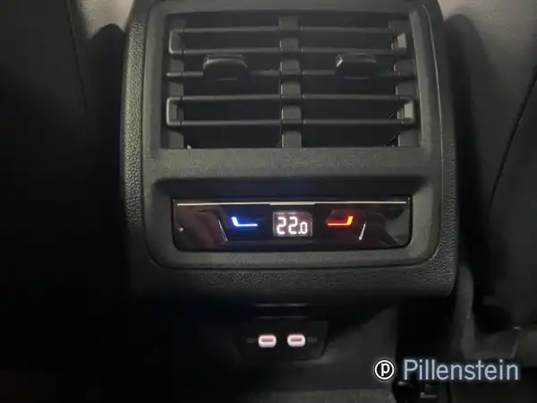 VW GOLF (15/20)
