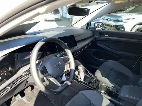 VW GOLF (19/22)