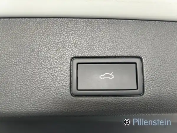 VW GOLF VARIANT (15/16)