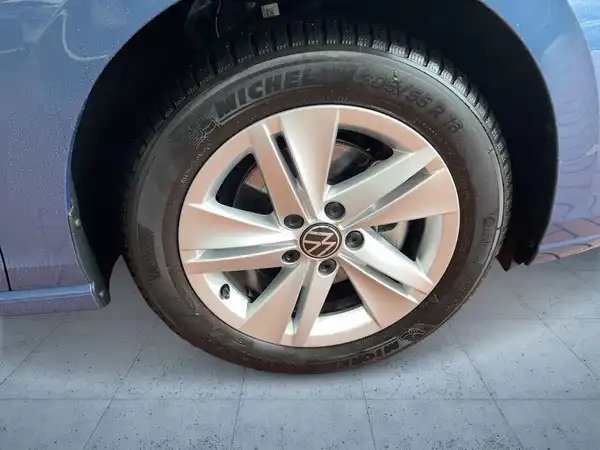VW GOLF (5/16)