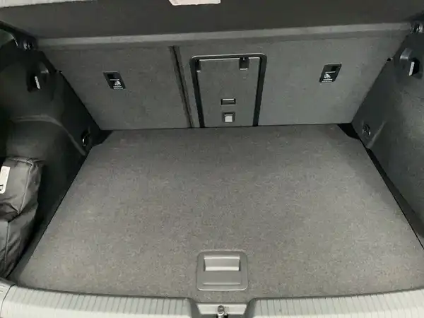 VW GOLF (9/16)