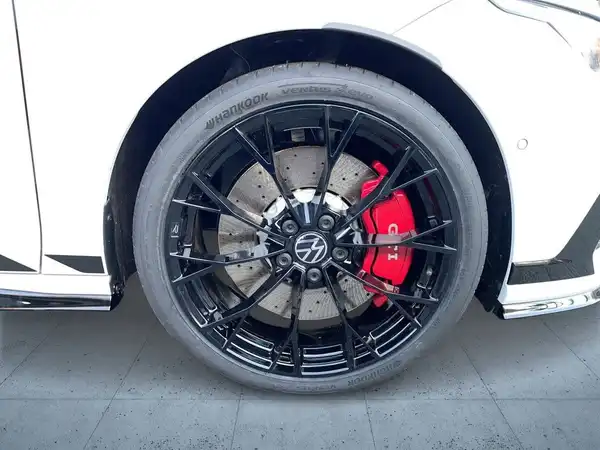 VW GOLF GTI (7/15)