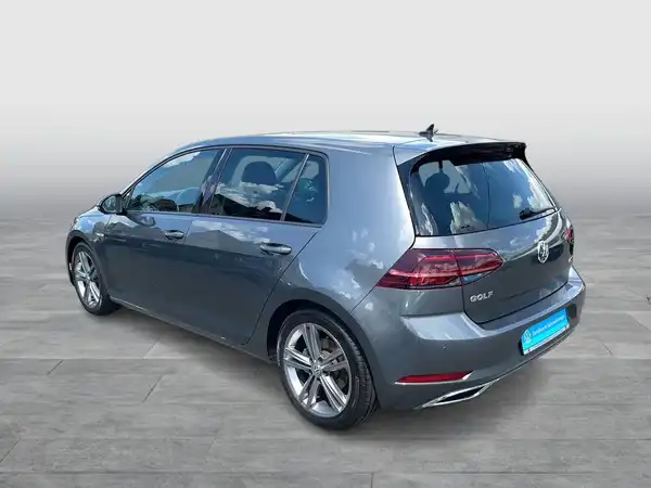 VW GOLF (3/19)
