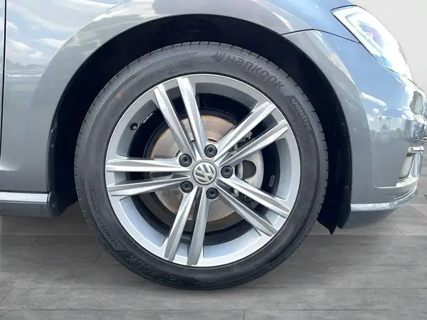 VW GOLF (7/19)