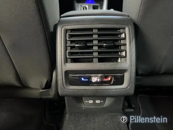 VW GOLF VARIANT (15/16)
