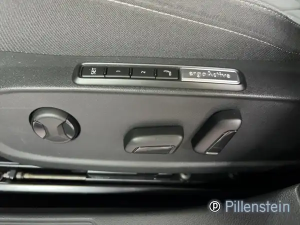 VW GOLF VARIANT (9/16)