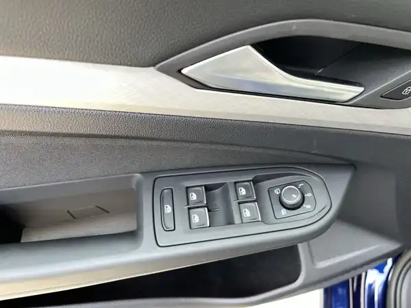 VW GOLF VARIANT (14/17)