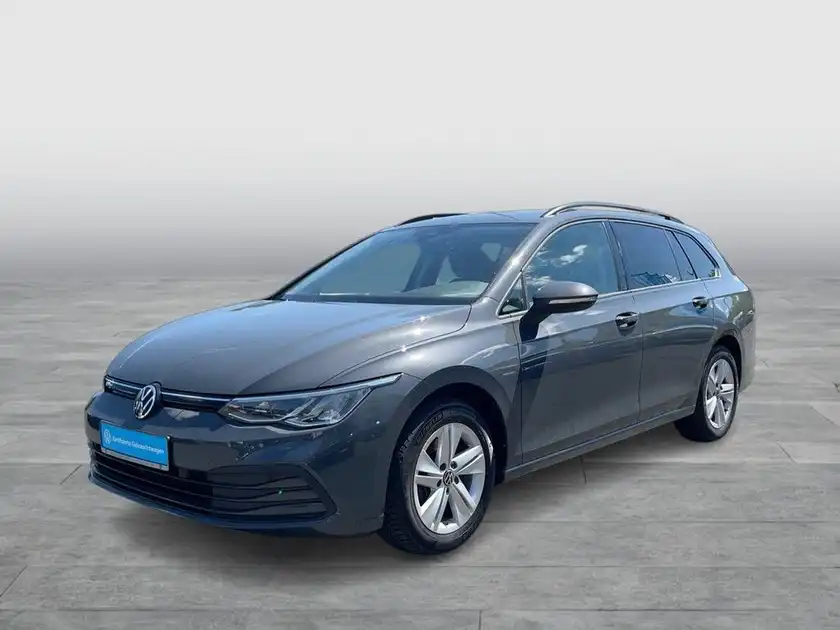 Das Bild zeigt einen grauen VW Golf Variant von der Seite.