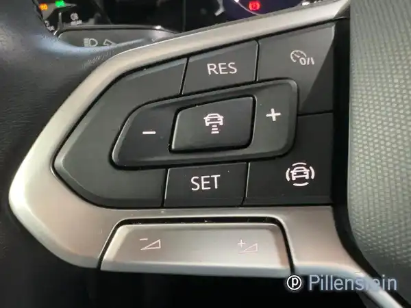 VW GOLF (9/16)