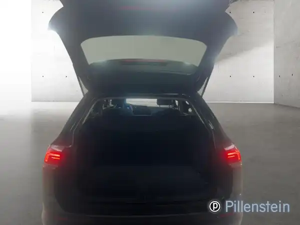 VW GOLF VARIANT (16/17)