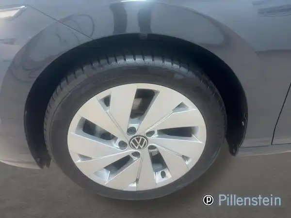 VW GOLF VARIANT (6/17)