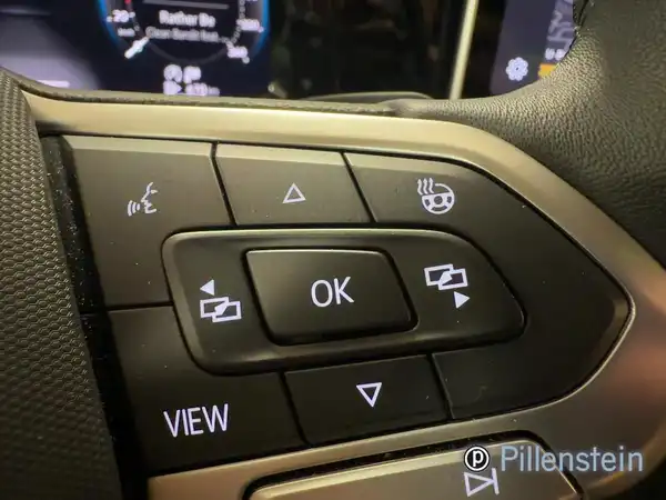 VW GOLF (16/19)