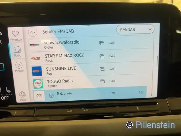 VW GOLF VARIANT (11/17)