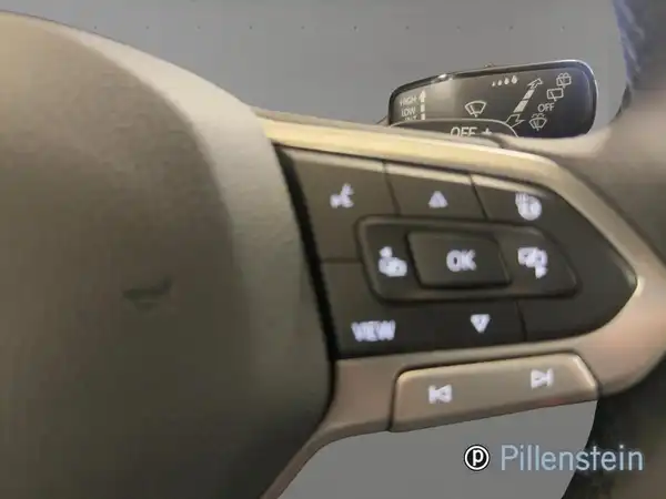 VW GOLF VARIANT (14/17)