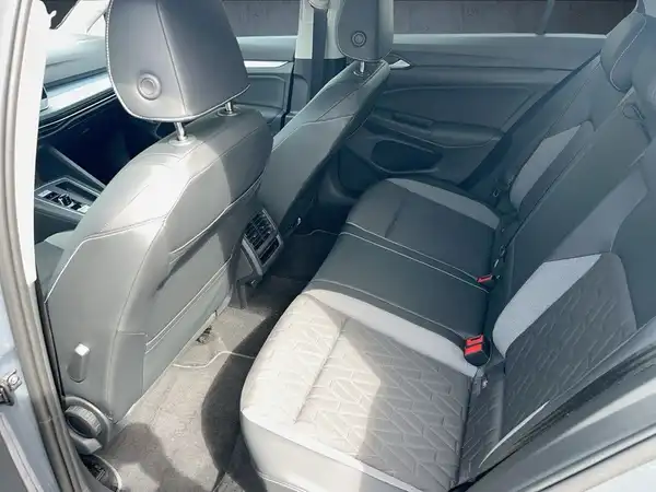 VW GOLF (12/21)