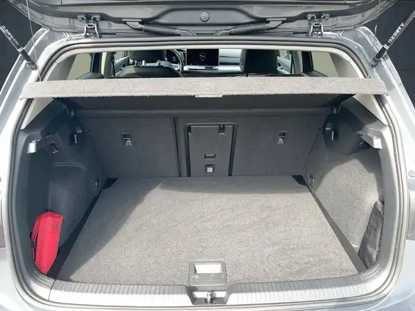 VW GOLF (13/21)