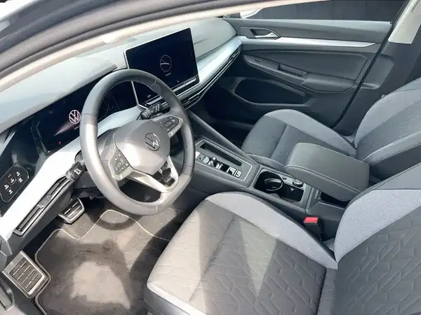 VW GOLF (9/21)