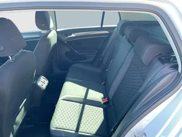 VW GOLF (13/16)