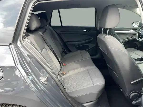 VW GOLF VARIANT (14/17)