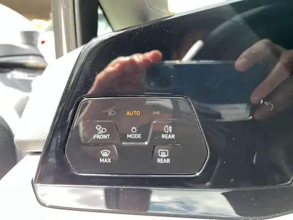 VW GOLF (16/22)