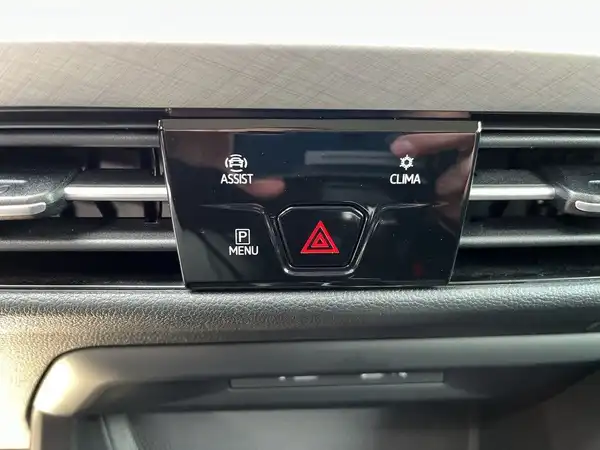 VW GOLF (20/22)