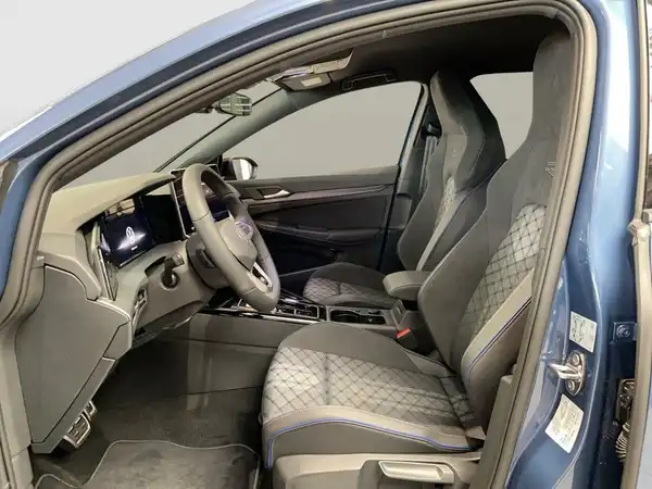 VW GOLF (8/15)
