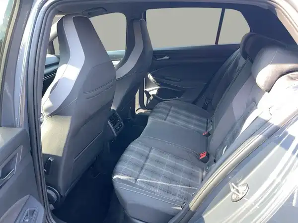 VW GOLF GTD (12/17)