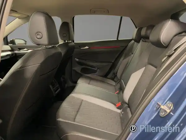 VW GOLF (11/19)
