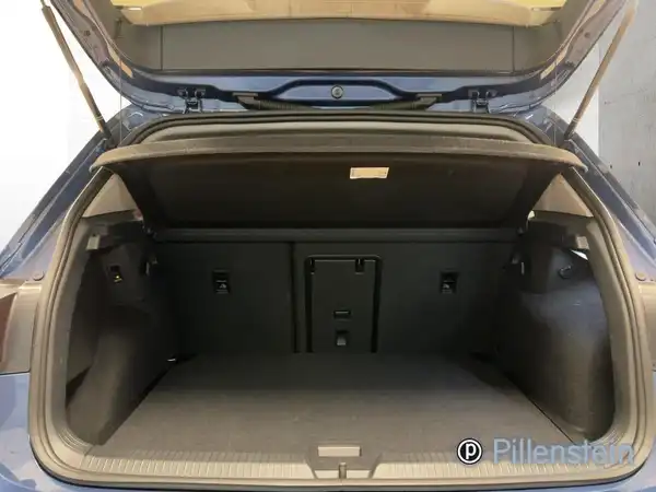 VW GOLF (18/19)