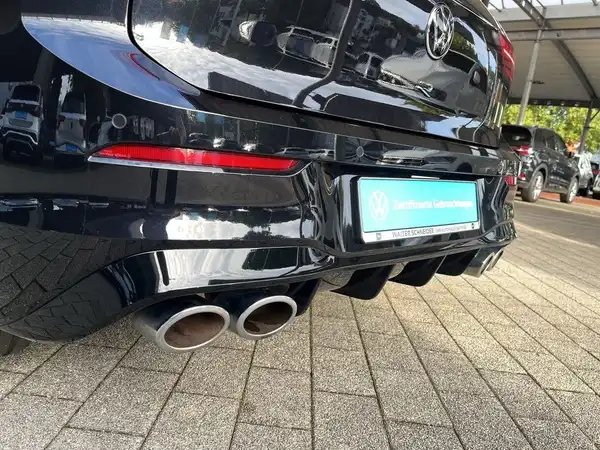 VW GOLF (16/27)