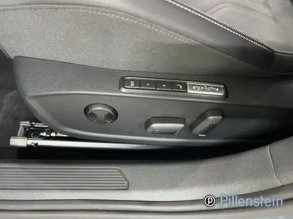 VW GOLF (7/16)
