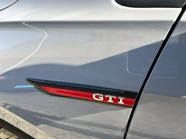 VW GOLF GTI (14/21)