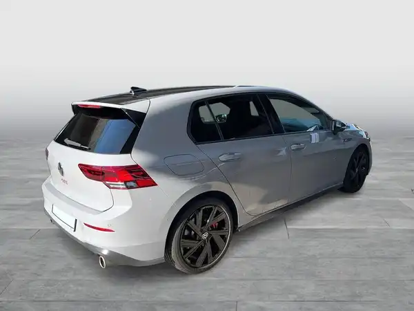 VW GOLF GTI (4/21)